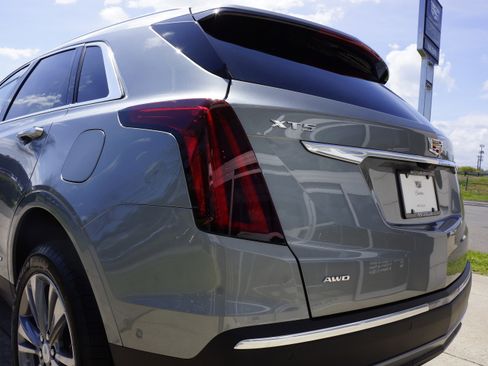 New 2025 Cadillac XT5 Premium Luxury w/ Technology Package image 20