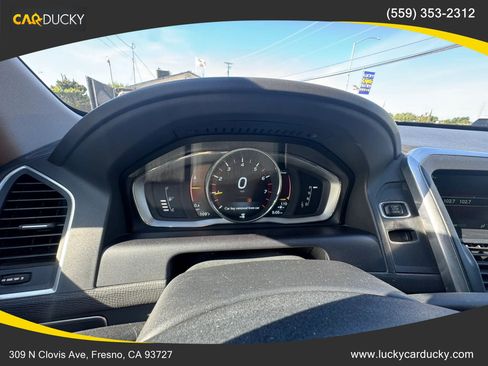 Used 2016 Volvo XC60 T5 Premier w/ Proximity Package FWD image 13