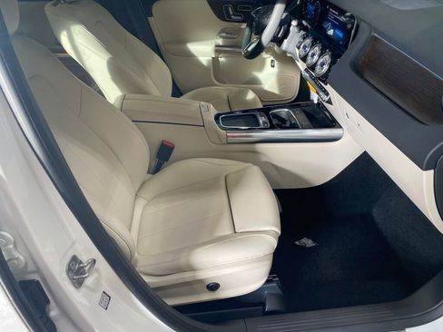 New 2026 Mercedes-Benz GLA 250 4MATIC image 21