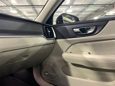 Certified 2023 Volvo S60 B5 Core w/ Climate Package image 21