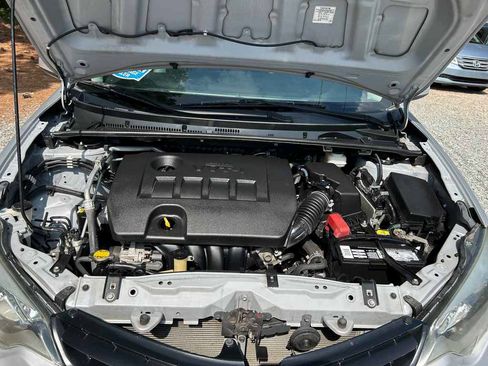 Used 2014 Toyota Corolla L FWD image 17