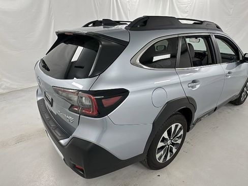 Used 2024 Subaru Outback Limited XT image 3