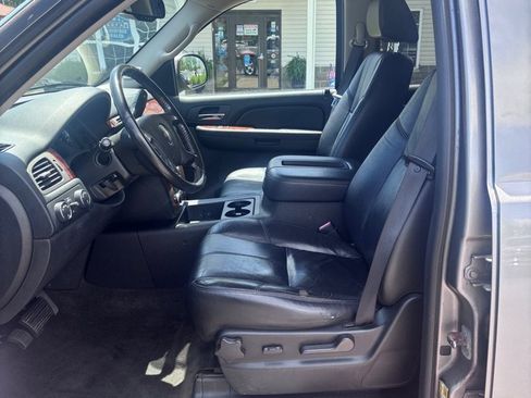 Used 2008 Chevrolet Tahoe LT w/ LT Preferred Equipment Group AWD/4WD image 10