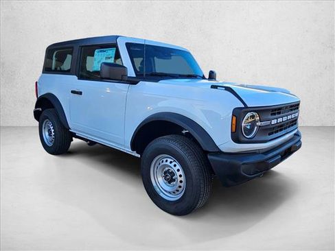 New 2025 Ford Bronco 2-Door image 7