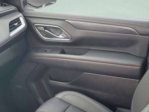 Used 2023 Chevrolet Tahoe RST RWD image 14