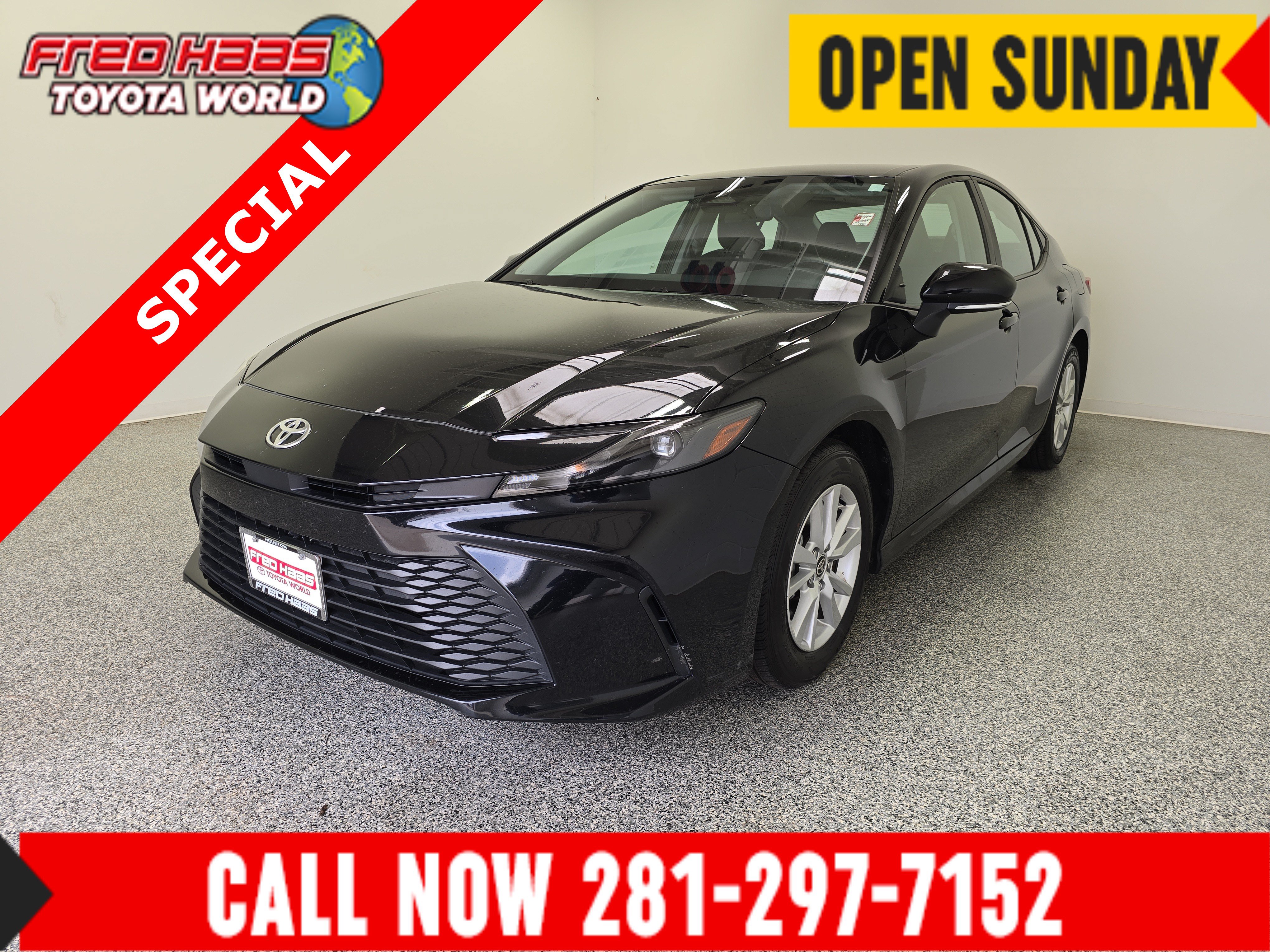 Used 2025 Toyota Camry LE FWD image 1