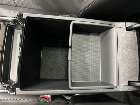 New 2025 Kia Sorento SX image 24