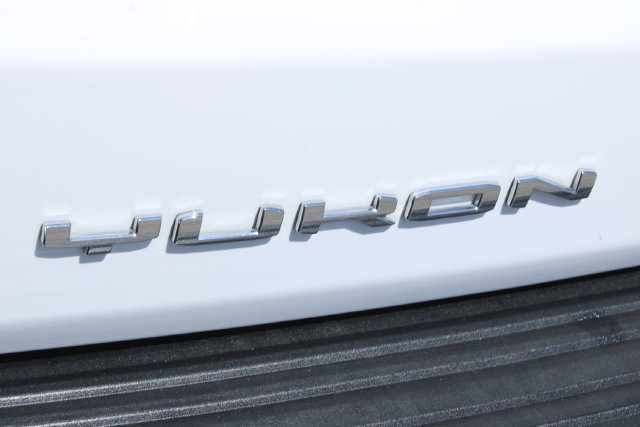 Used 2022 GMC Yukon SLT w/ SLT Premium Package RWD image 8