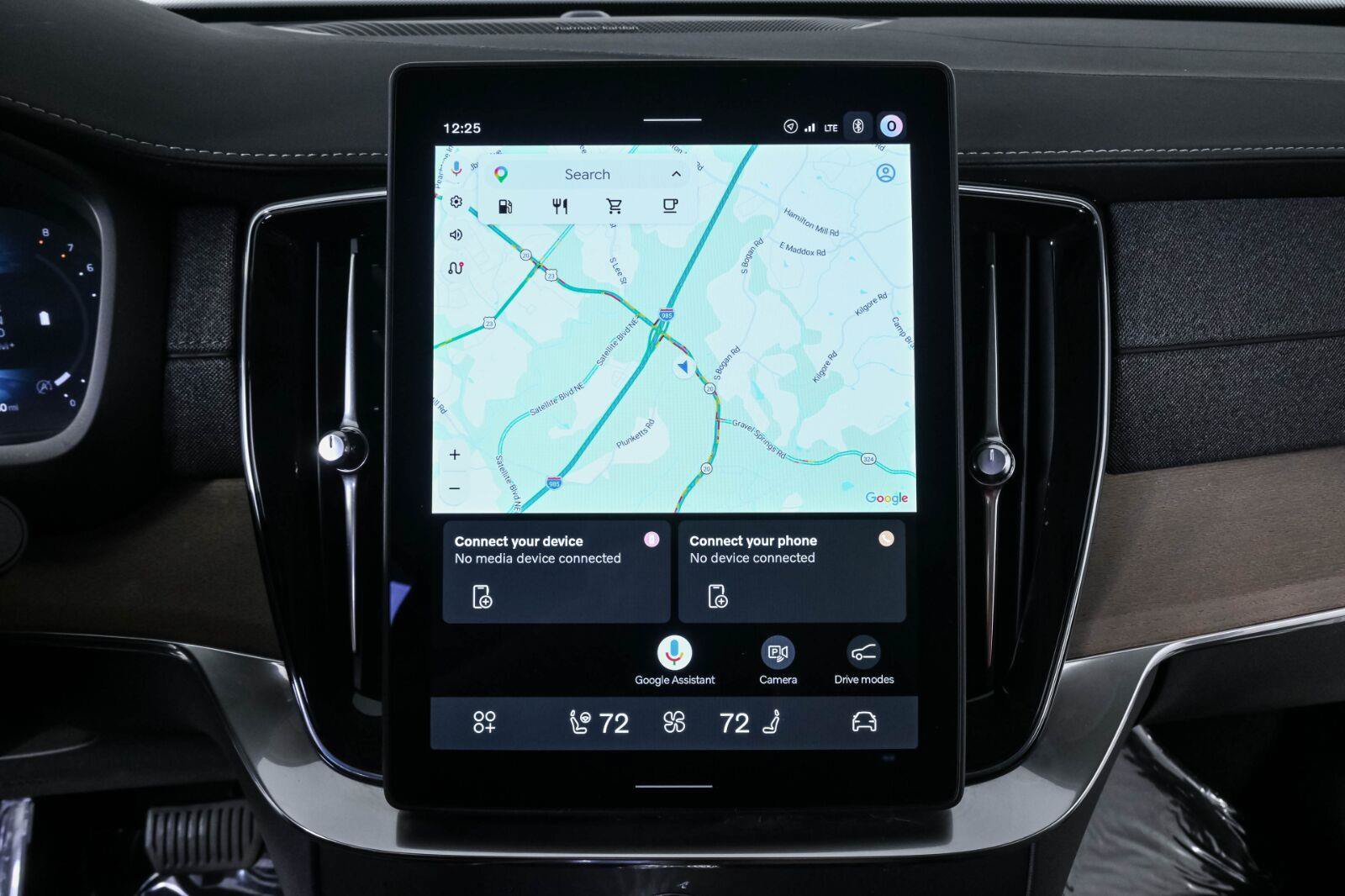 Certified 2026 Volvo XC90 B6 Plus AWD/4WD image 15