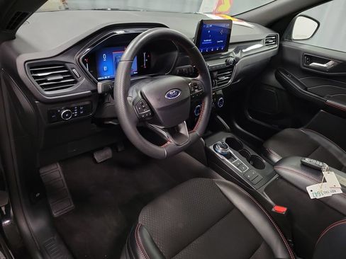 Used 2025 Ford Escape ST-Line Select AWD/4WD image 13