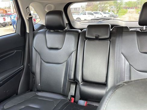 Used 2017 Ford Edge Titanium w/ Equipment Group 301A image 11