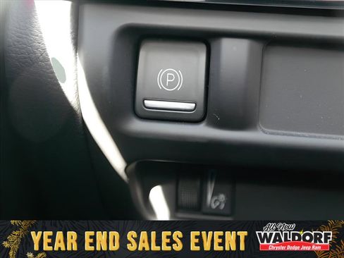 Used 2025 Cadillac CT5 Sport w/ Technology Package image 17