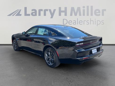 New 2026 Dodge Charger R/T AWD/4WD image 3