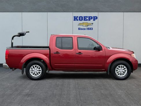 Used 2018 Nissan Frontier SV RWD image 6