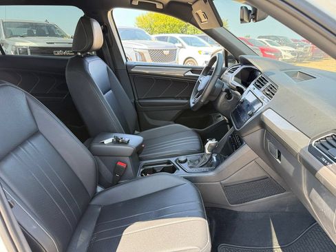 Used 2024 Volkswagen Tiguan SE R-Line AWD/4WD image 41