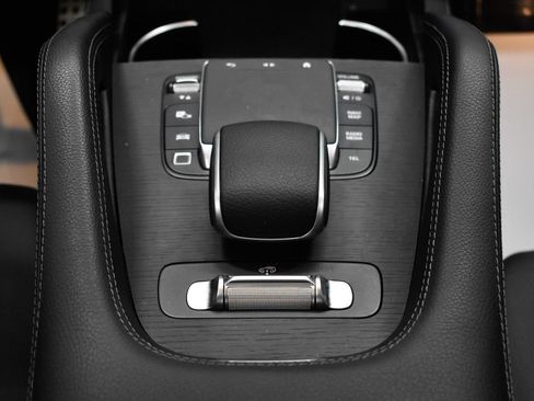Certified 2026 Mercedes-Benz GLS 450 4MATIC w/ AMG Line Exterior image 25