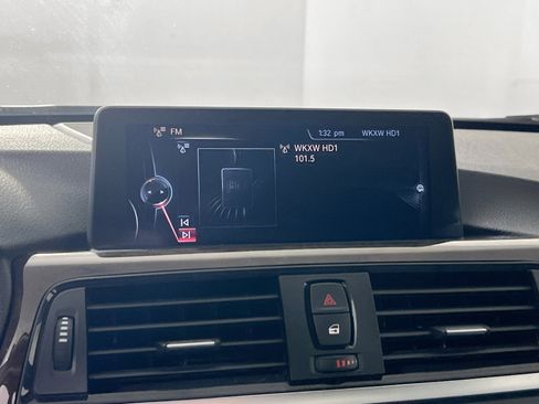 Used 2015 BMW 320i xDrive 320i xDrive image 13