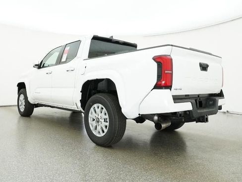 New 2025 Toyota Tacoma SR5 image 21