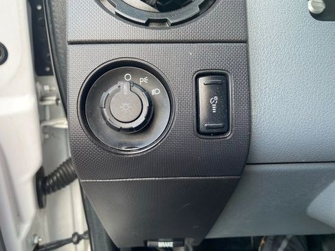 Used 2011 Ford F250 XL image 15