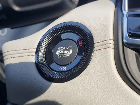 New 2026 Jeep Compass Limited w/ Sun, Sound & Navigation Group image 24