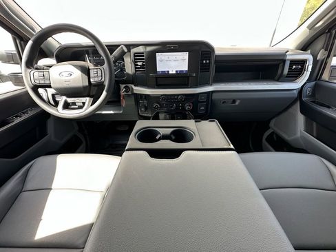 New 2026 Ford F550 4x4 Crew Cab image 20