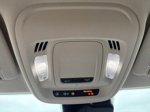 Certified 2023 Buick Envision Preferred FWD image 35