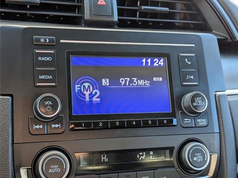 Used 2020 Honda Civic LX image 24