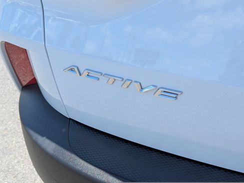 Certified 2023 Ford Escape Active FWD image 9