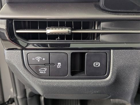 New 2026 Kia Sportage EX image 13