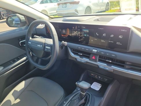 New 2026 Kia K4 GT-Line Turbo FWD image 8