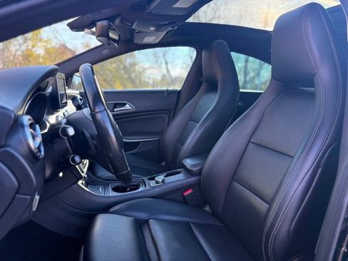 Used 2016 Mercedes-Benz CLA 250 image 21