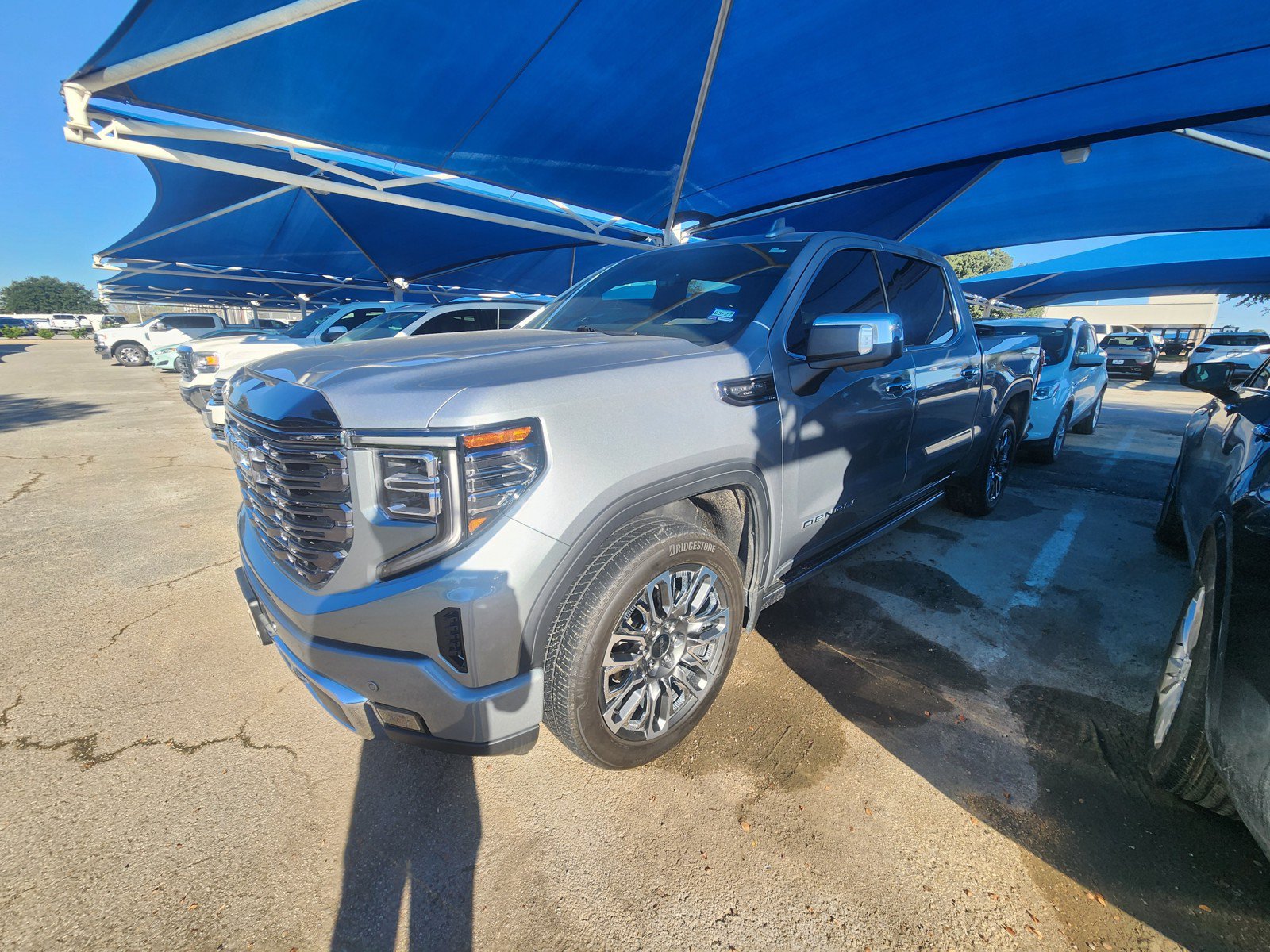 Used 2025 GMC Sierra 1500 Denali Ultimate AWD/4WD image 2