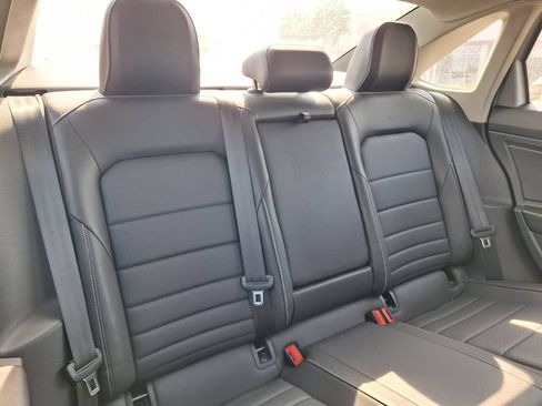 Used 2024 Volkswagen Jetta SE FWD image 27