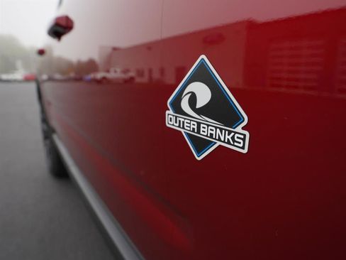 New 2025 Ford Bronco Sport Outer Banks w/ Outer Banks Tech Package+ image 28