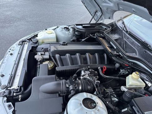 Used 2000 BMW Z3 image 16