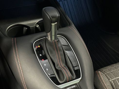 Used 2025 Honda HR-V Sport image 22