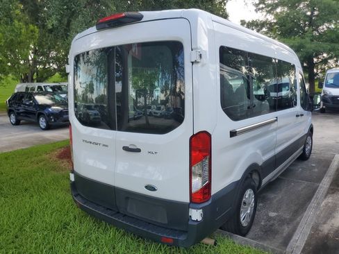 Used 2023 Ford Transit 350 XLT RWD image 4