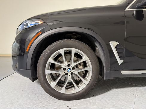 Certified 2024 BMW X5 xDrive40i w/ Premium Package AWD/4WD image 10