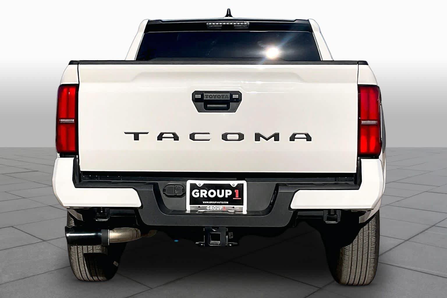 Used 2026 Toyota Tacoma SR5 RWD image 5