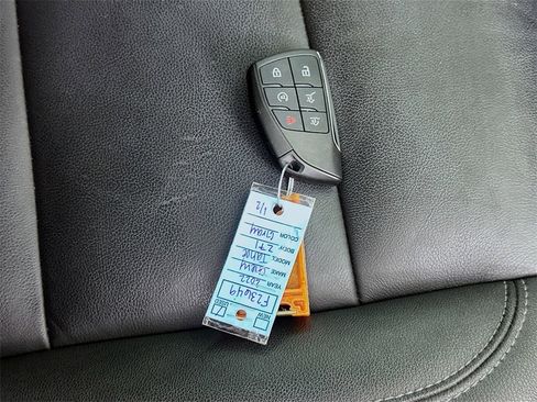 Used 2022 Chevrolet Tahoe Z71 w/ Z71 Off-Road Package image 38