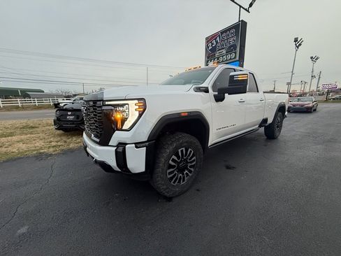 Used 2024 GMC Sierra 3500 Denali Ultimate image 6