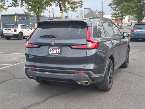 Used 2025 Honda CR-V Sport-L image 3
