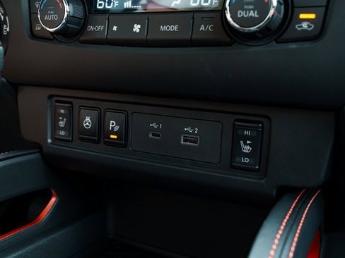 New 2025 Nissan Frontier PRO-4X w/ Pro Convenience Package image 19