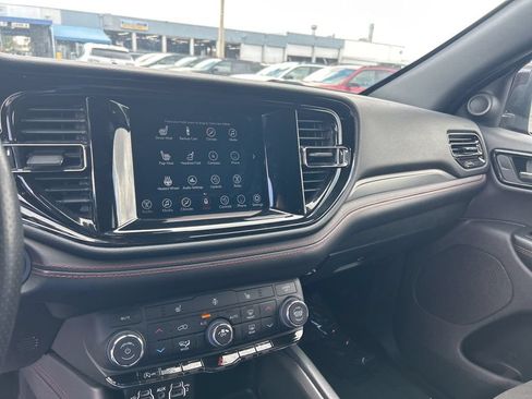 Used 2023 Dodge Durango GT AWD/4WD image 15