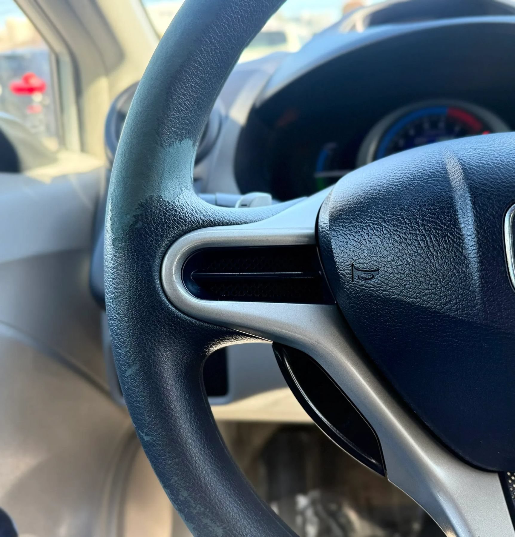 Used 2010 Honda Insight EX image 12