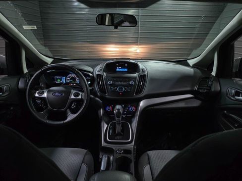 Used 2017 Ford C-MAX SE image 11