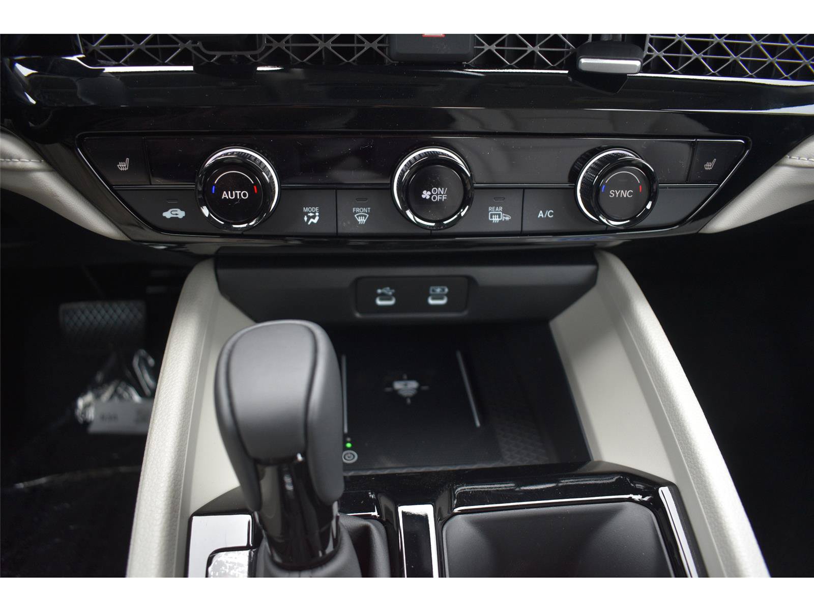 New 2026 Honda Accord Hybrid EX-L image 16