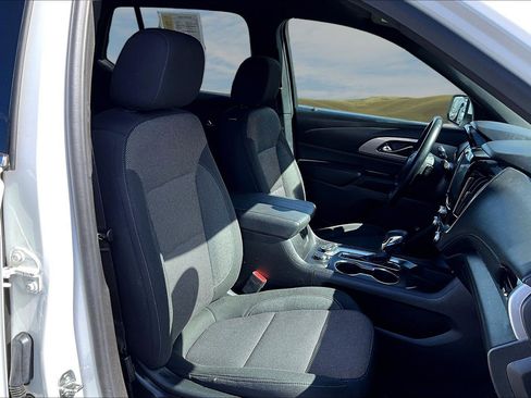 Used 2023 Chevrolet Traverse LT w/ LPO, Floor Liner Package AWD/4WD image 21