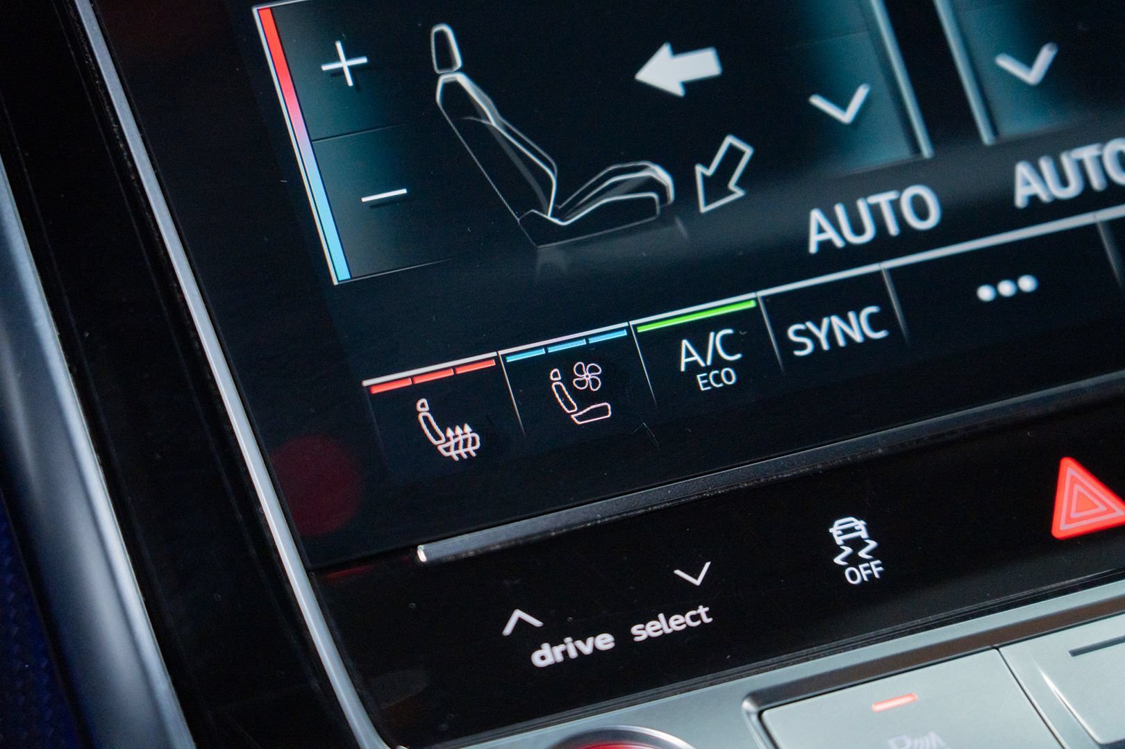 Used 2023 Audi RS Q8 AWD/4WD image 58