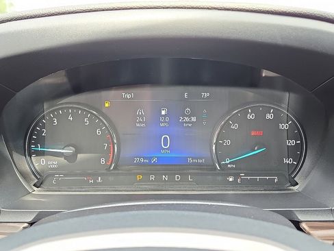 Used 2024 Ford Explorer Limited w/ Limited Technology Package image 16